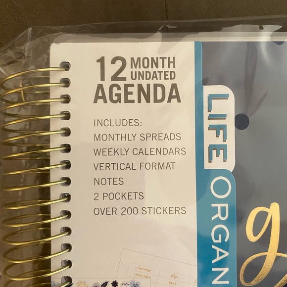 Planner 12 Month Undated - Picture 5 of 5